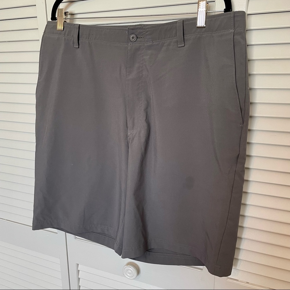 Golf America Men’s Shorts - Size 36